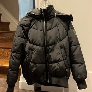 ZARA Black puffer jacket in perfect condition
